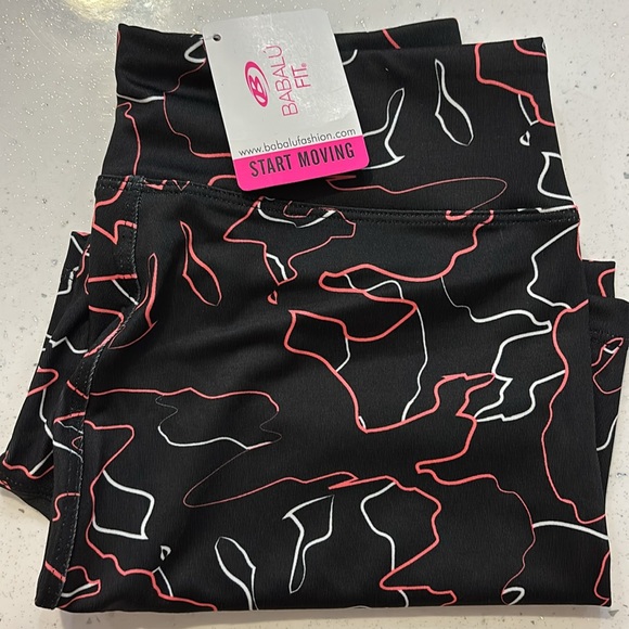 Short - Picture 2 of 2